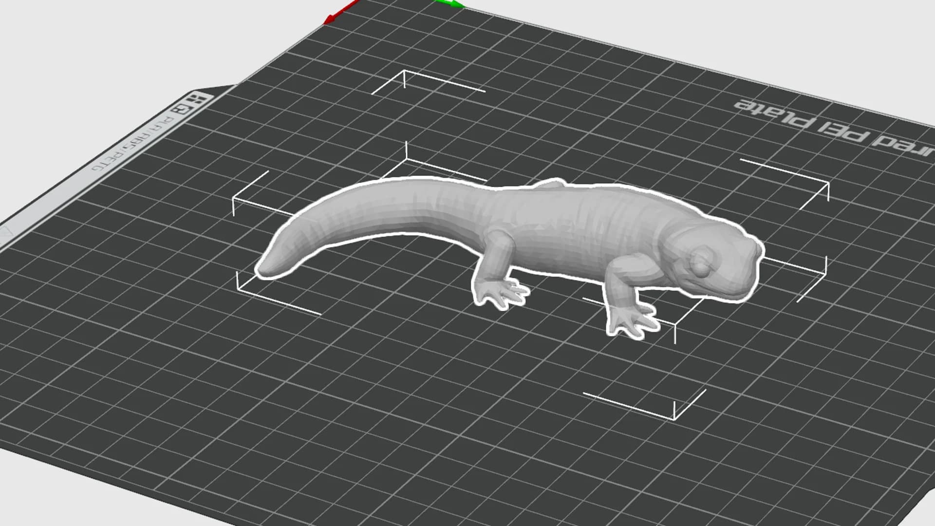 Bambu Studio 3D slicer model showing the salamander segmented printable layout.